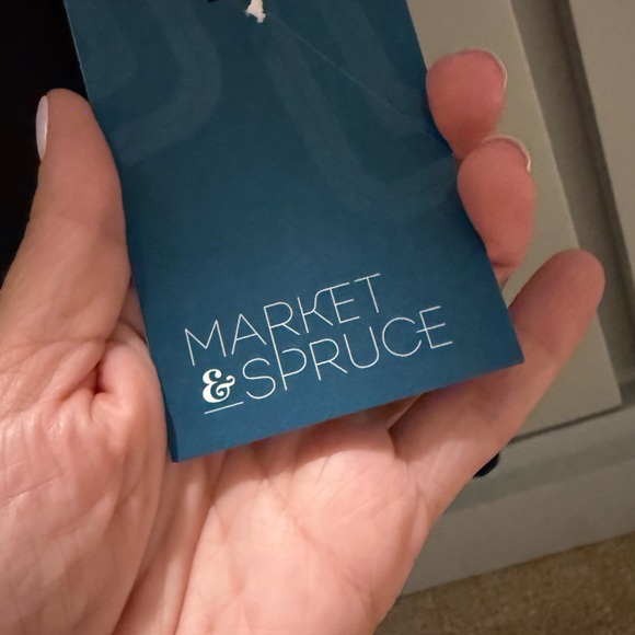 Woman’s XXL Market and Spruce Black Top - Picture 3 of 5